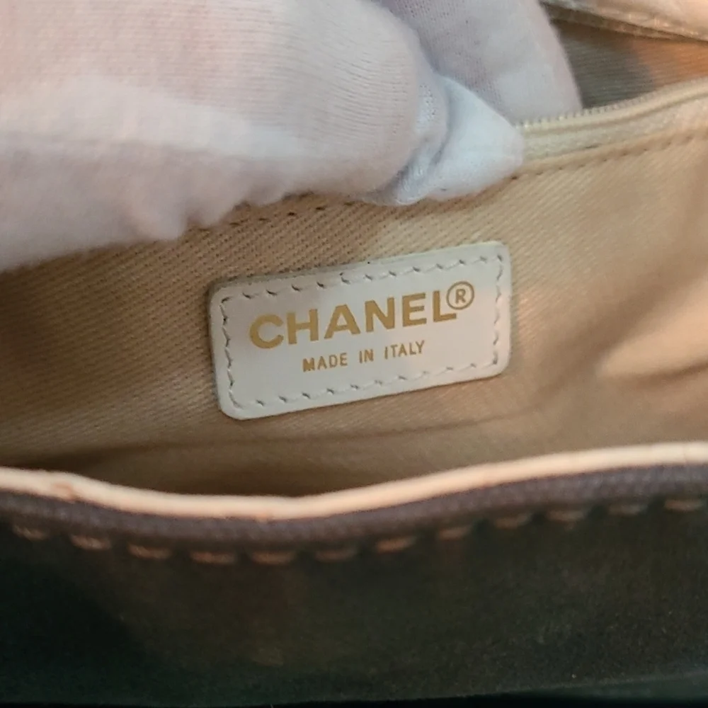 CHANEL CC Vintage Olsen Bag - Picture 10 of 17